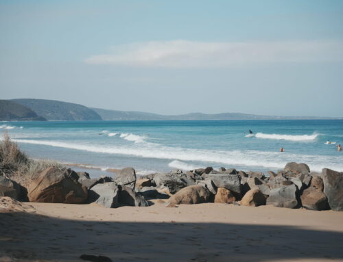 Travelogue | Lorne Beach Stroll: The Perfect Escape for Relaxing the Mind!
